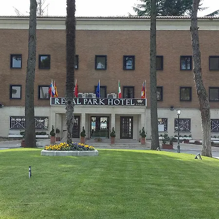 فندق Regal Park 4*